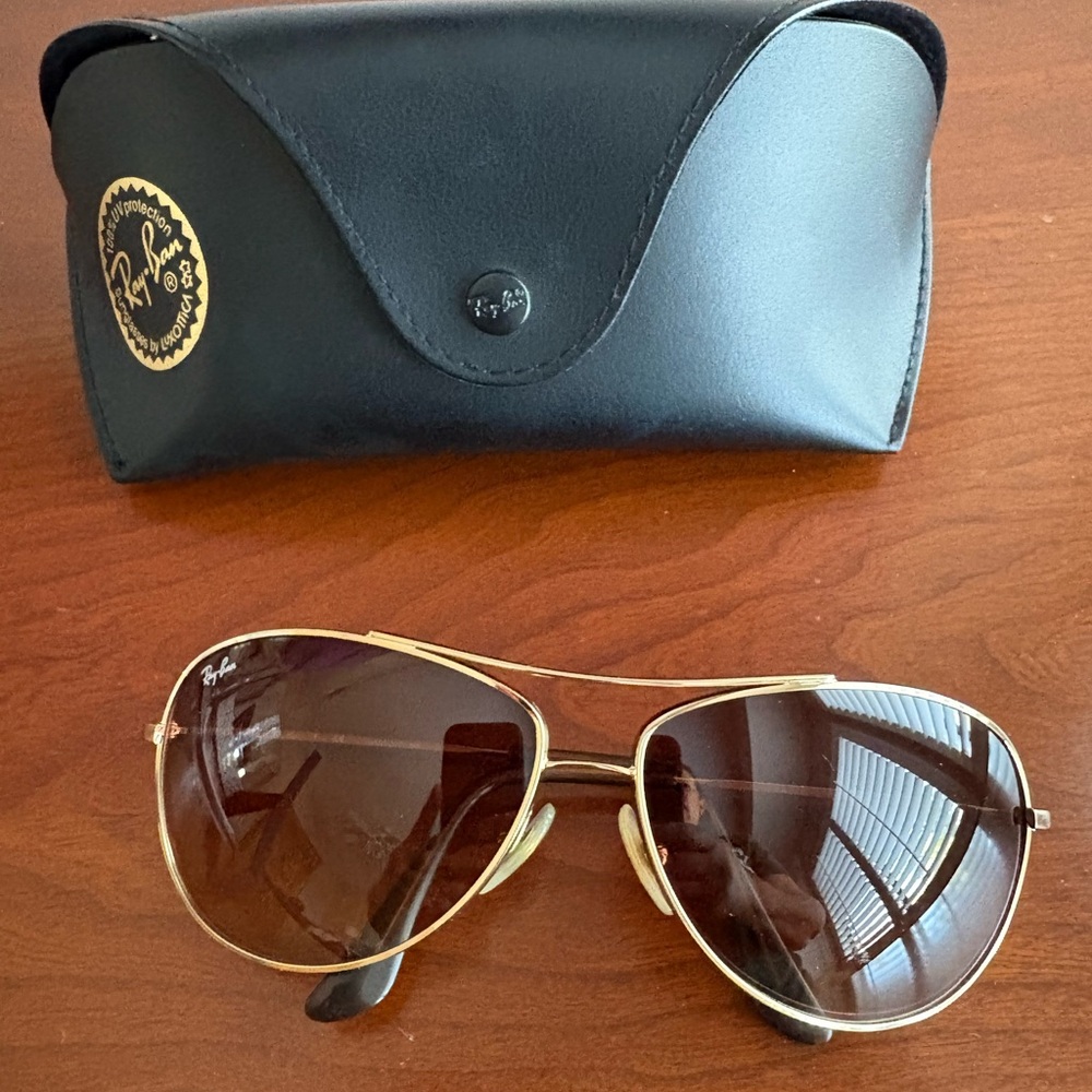 Ray-Ban Gold Bubble Wrap Aviator Sunglasses